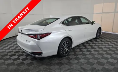 More photos of 2023 Lexus ES 300h at Auto Boutique Texas, TX