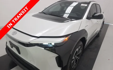 White 2024 Toyota bZ4X XLE for sale in Alvin, TX