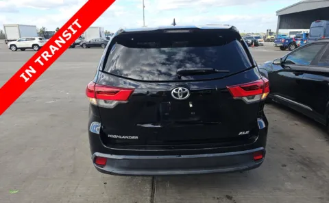 More photos of 2019 Toyota Highlander XLE at Auto Boutique Texas, TX