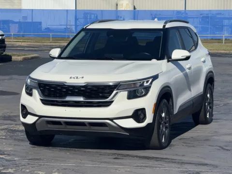 More photos of 2023 Kia Seltos S at Auto Boutique Texas, TX