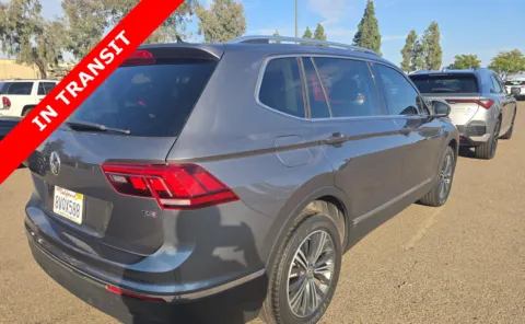 More photos of 2018 Volkswagen Tiguan SEL at Auto Boutique Texas, TX