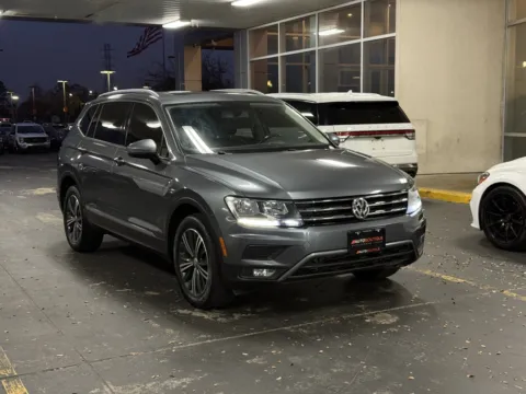 Photos of 2018 Volkswagen Tiguan SEL for sale in Alvin, TX at Auto Boutique Texas