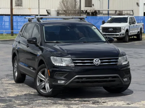 Photos of 2021 Volkswagen Tiguan SEL for sale in Alvin, TX at Auto Boutique Texas