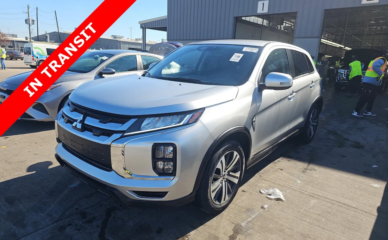 2024 Mitsubishi Outlander Sport S's photo