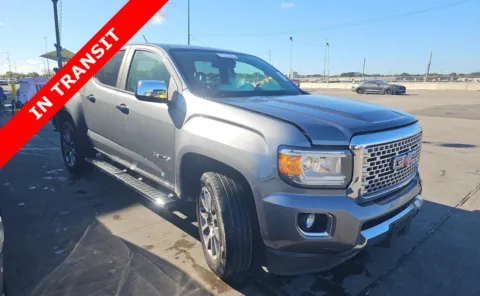 Gray 2019 GMC Canyon 4WD Denali for sale in Alvin, TX