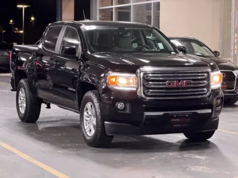 Photos of 2020 GMC Canyon 4WD SLE for sale in Alvin, TX at Auto Boutique Texas