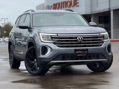 Photos of 2024 Volkswagen Atlas 2.0T SE w Technology for sale in Alvin, TX at Auto Boutique Texas