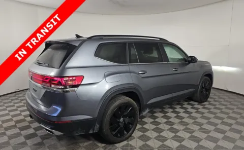 Another view of 2024 Volkswagen Atlas 2.0T SE w Technology for sale in Alvin, TX at Auto Boutique Texas