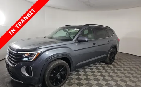 Gray 2024 Volkswagen Atlas 2.0T SE w Technology for sale in Alvin, TX