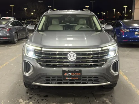 More photos of 2024 Volkswagen Atlas 2.0T SE w Technology at Auto Boutique Texas, TX