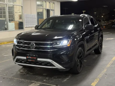 Another view of 2021 Volkswagen Atlas Cross Sport 2.0T SE w Technology for sale in Alvin, TX at Auto Boutique Texas