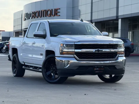 White 2018 CHEVROLET SILVERADO LT for sale in Alvin, TX