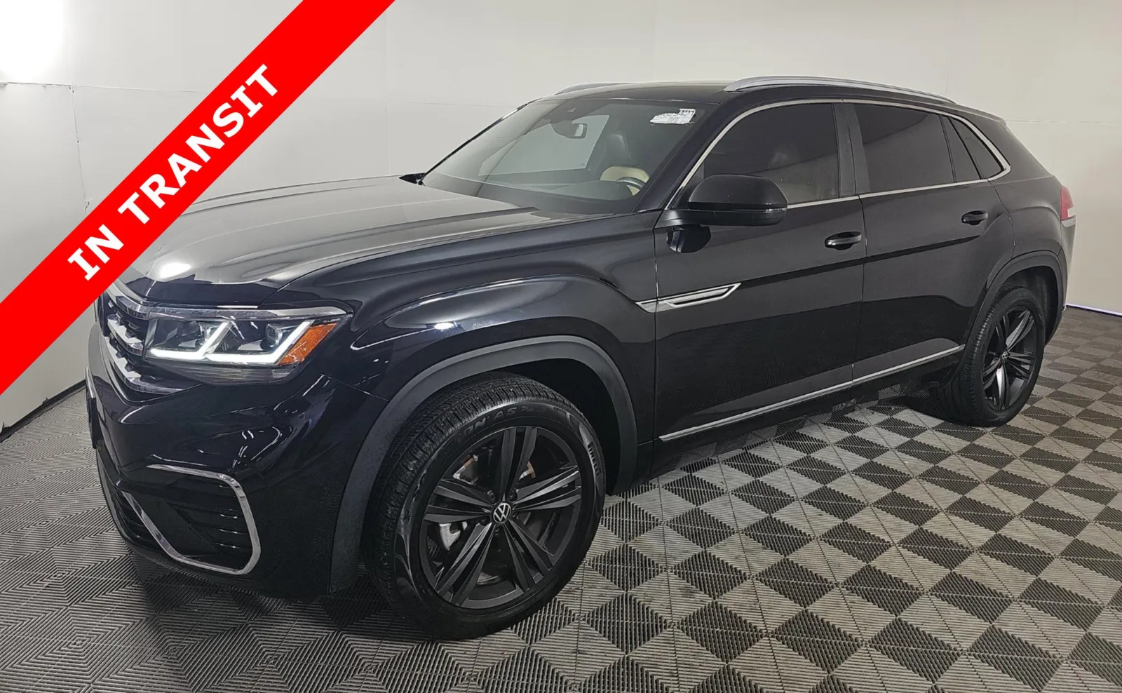 2022 Volkswagen Atlas Cross Sport SEL R-Line