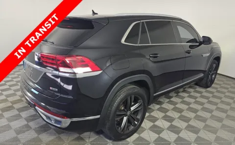 More photos of 2022 Volkswagen Atlas Cross Sport 3.6L V6 SEL R-Line at Auto Boutique Texas, TX