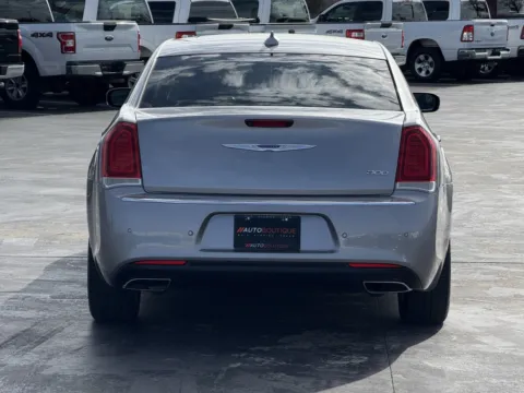 More photos of 2018 Chrysler 300 Limited at Auto Boutique Texas, TX