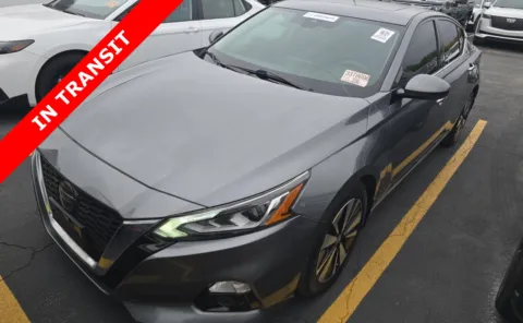 Gray 2019 Nissan Altima 2.5 SL for sale in Alvin, TX