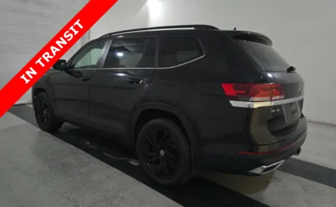 More photos of 2022 Volkswagen Atlas 3.6L V6 SE w Technology at Auto Boutique Texas, TX