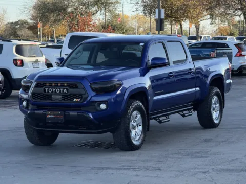 More photos of 2022 Toyota Tacoma SR5 at Auto Boutique Texas, TX