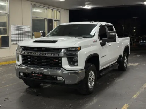 Another view of 2023 Chevrolet Silverado 2500HD LT for sale in Alvin, TX at Auto Boutique Texas