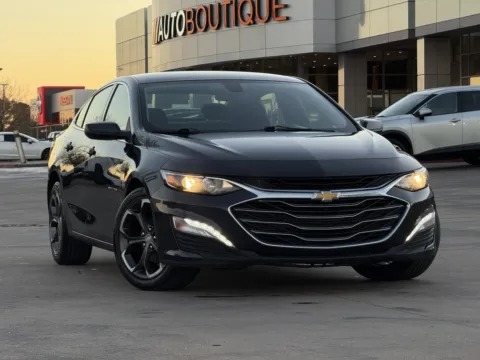 Photos of 2022 Chevrolet Malibu LT for sale in Alvin, TX at Auto Boutique Texas