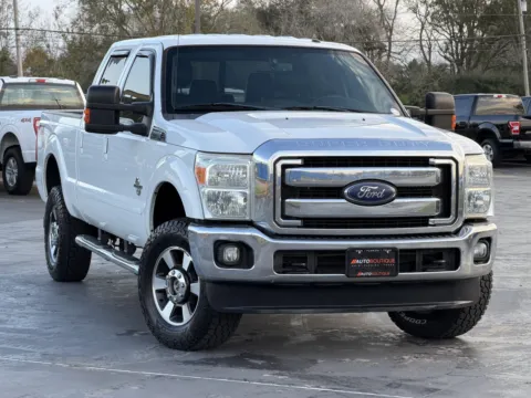Photos of 2016 Ford Super Duty F-250 SRW Lariat for sale in Alvin, TX at Auto Boutique Texas
