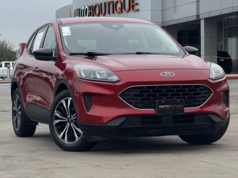 Photos of 2022 Ford Escape SE for sale in Alvin, TX at Auto Boutique Texas