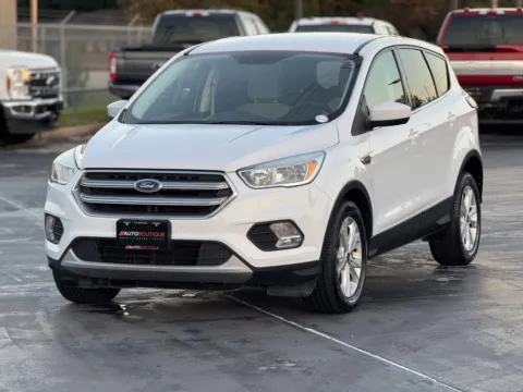 Another view of 2017 Ford Escape SE for sale in Alvin, TX at Auto Boutique Texas