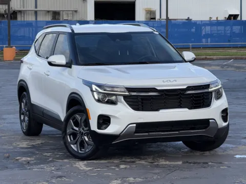 Photos of 2024 Kia Seltos S for sale in Alvin, TX at Auto Boutique Texas