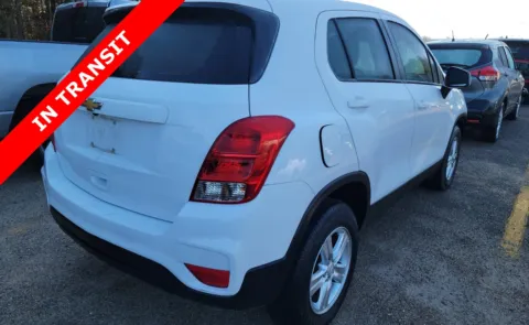 More photos of 2022 Chevrolet Trax LS at Auto Boutique Texas, TX