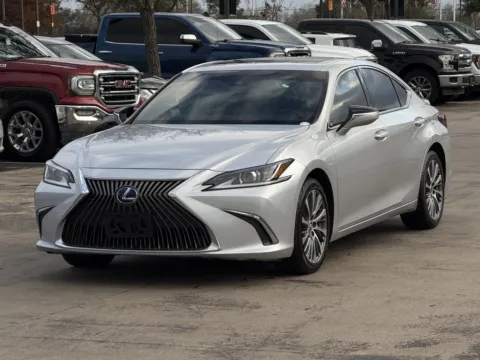 Another view of 2020 Lexus ES 300h for sale in Alvin, TX at Auto Boutique Texas