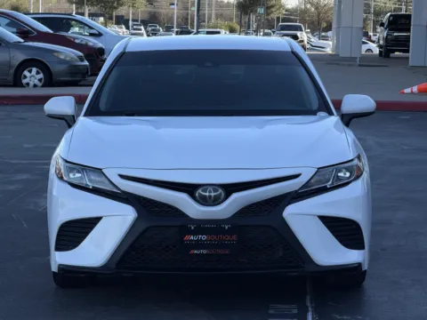 More photos of 2020 Toyota Camry SE at Auto Boutique Texas, TX
