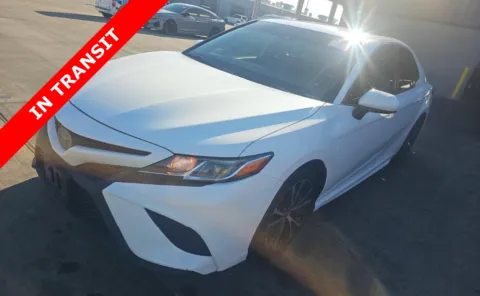 White 2020 Toyota Camry SE for sale in Alvin, TX