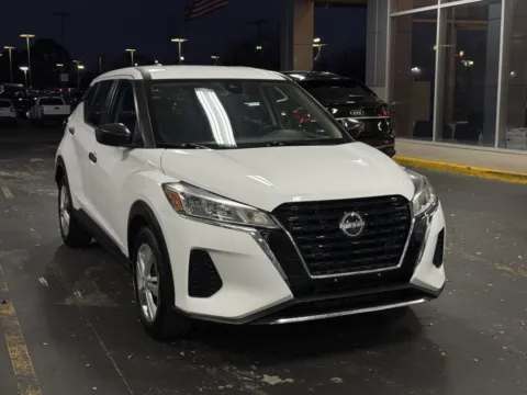 Photos of 2022 Nissan Kicks S for sale in Alvin, TX at Auto Boutique Texas