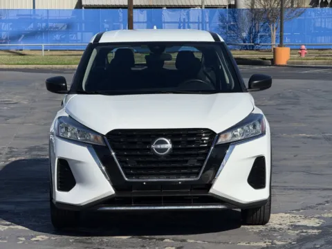More photos of 2022 Nissan Kicks S at Auto Boutique Texas, TX