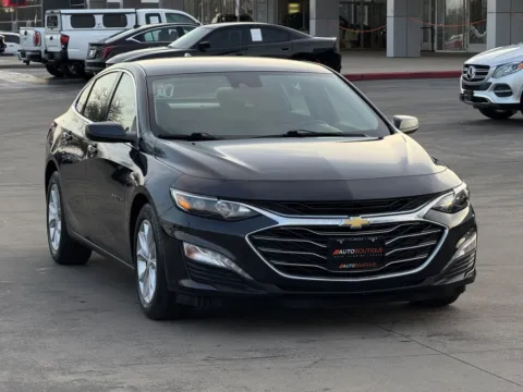 Photos of 2023 Chevrolet Malibu LT for sale in Alvin, TX at Auto Boutique Texas