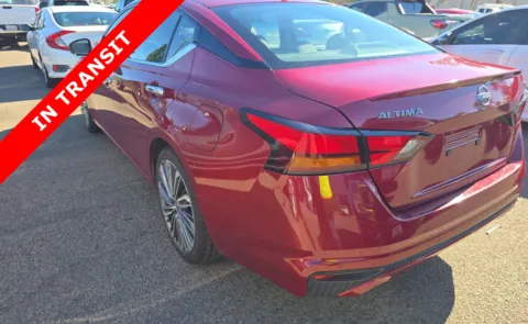 More photos of 2023 Nissan Altima 2.5 SL at Auto Boutique Texas, TX