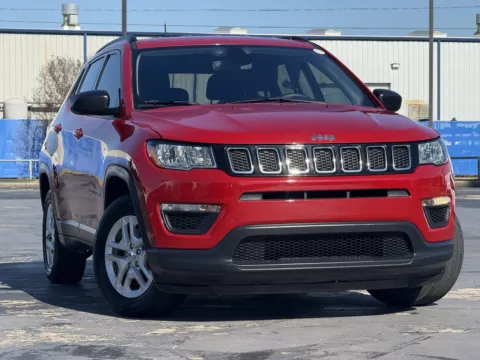 Photos of 2018 Jeep Compass Sport for sale in Alvin, TX at Auto Boutique Texas