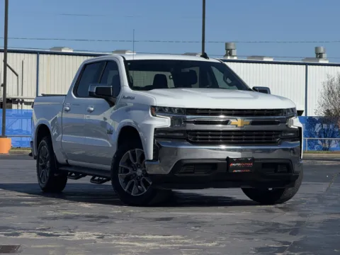 White 2022 CHEVROLET SILVERADO LT for sale in Alvin, TX