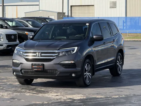 Another view of 2016 Honda PILOT EX for sale in Alvin, TX at Auto Boutique Texas