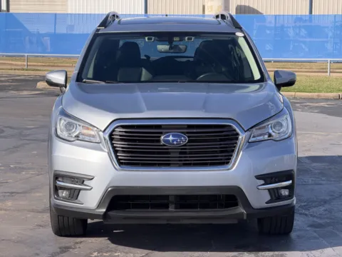 More photos of 2021 Subaru Ascent Limited at Auto Boutique Texas, TX