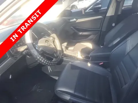 More photos of 2021 Volkswagen Jetta SE at Auto Boutique Texas, TX