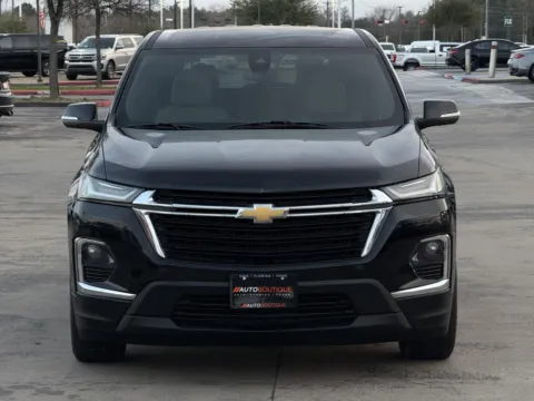 More photos of 2023 Chevrolet Traverse LS at Auto Boutique Texas, TX