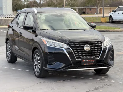 Photos of 2021 Nissan Kicks SV for sale in Alvin, TX at Auto Boutique Texas