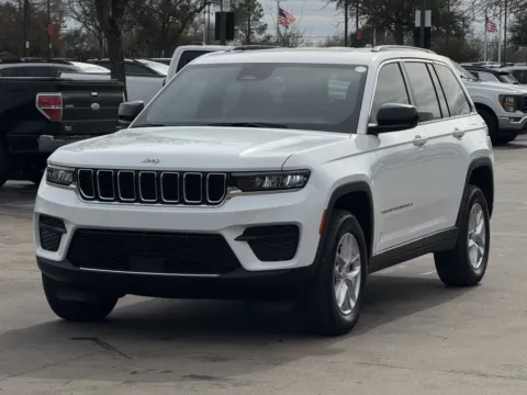 Another view of 2025 Jeep Grand Cherokee Laredo X for sale in Alvin, TX at Auto Boutique Texas
