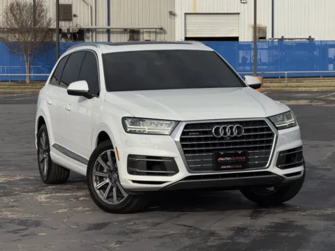 Photos of 2017 Audi Q7 Premium Plus for sale in Alvin, TX at Auto Boutique Texas