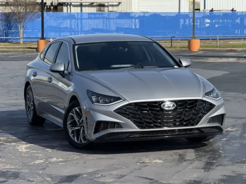 Photos of 2023 Hyundai Sonata SEL for sale in Alvin, TX at Auto Boutique Texas