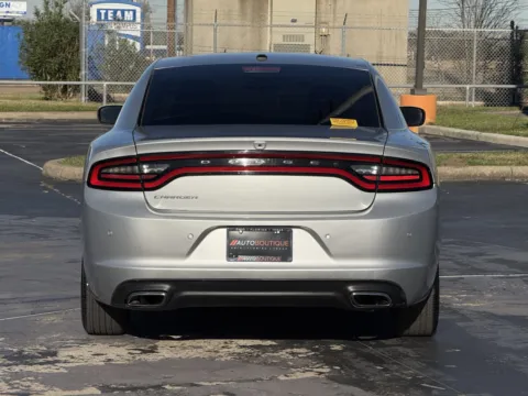More photos of 2022 Dodge Charger SXT at Auto Boutique Texas, TX