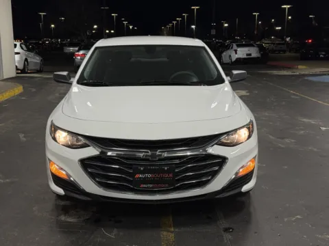 More photos of 2022 Chevrolet Malibu LS at Auto Boutique Texas, TX