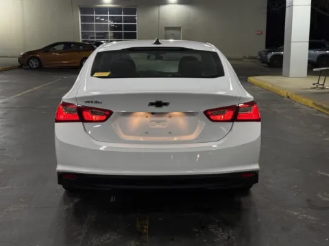 More photos of 2022 Chevrolet Malibu LS at Auto Boutique Texas, TX