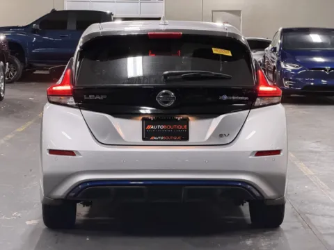 More photos of 2021 Nissan LEAF SV at Auto Boutique Texas, TX